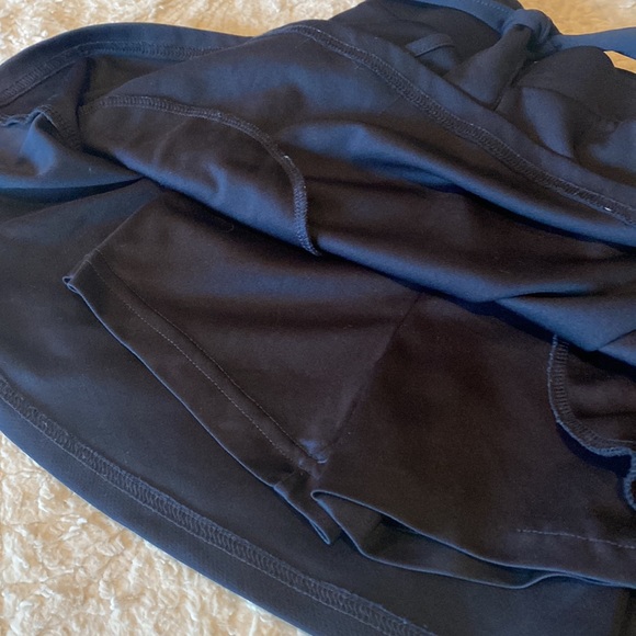 Girls size 7 Chaps uniform skirt. - Picture 5 of 5